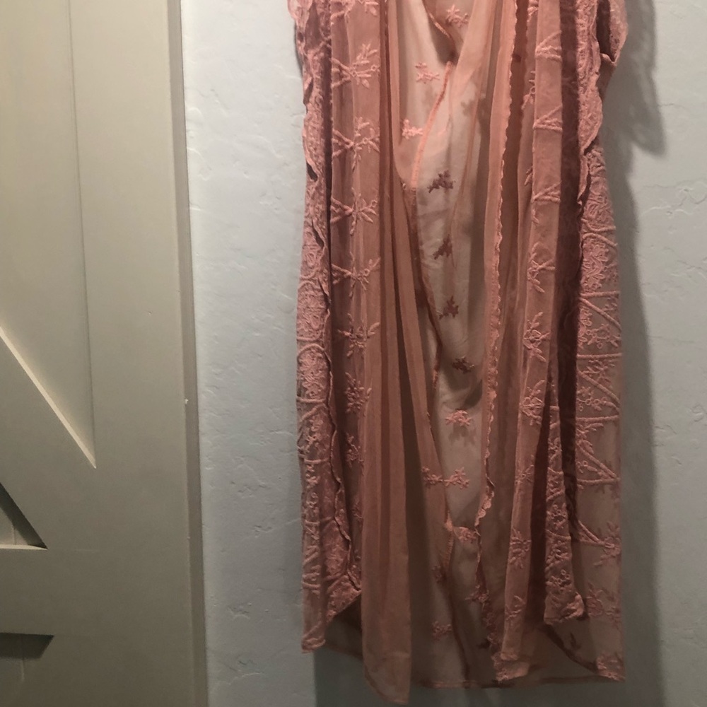 Forever 21 lace kimono blush color size 1x